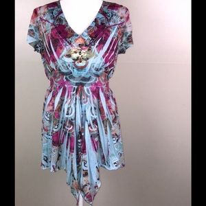 Unity world silky M top V neck flutter sleeve